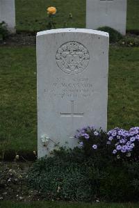 Philosophe British Cemetery Mazingarbe - McCarron, M