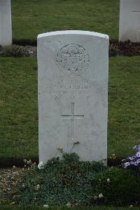 Philosophe British Cemetery Mazingarbe - McCarthy, P