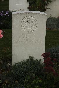 Philosophe British Cemetery Mazingarbe - McConnell, Adam