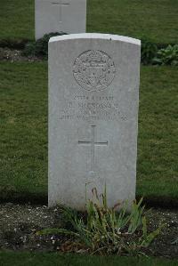 Philosophe British Cemetery Mazingarbe - McCrossan, Bernard