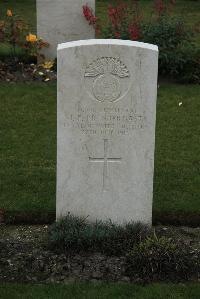 Philosophe British Cemetery Mazingarbe - Prendergast, J F