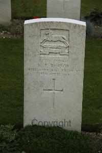 Philosophe British Cemetery Mazingarbe - Robson, Edwin Thomas