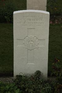 Philosophe British Cemetery Mazingarbe - Sharman, E G