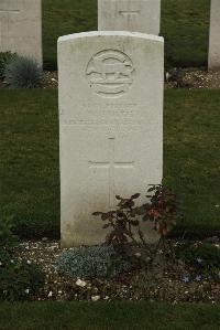 Philosophe British Cemetery Mazingarbe - Smith, W