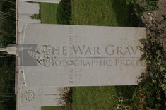 Philosophe British Cemetery Mazingarbe - AMBLER, GEORGE BROOKE