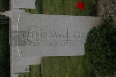 Philosophe British Cemetery Mazingarbe - MILES, WILLIE