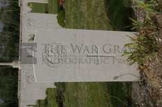 Philosophe British Cemetery Mazingarbe - WALTERS, DAVID JOHN