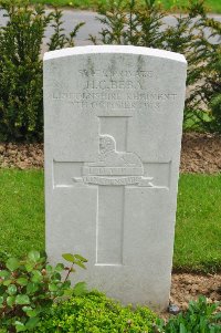 Honnechy British Cemetery - Beba, H C
