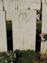 Houchin British Cemetery - Adamson, J