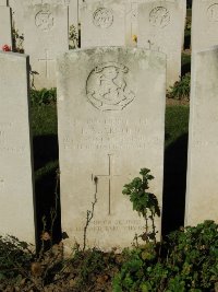 Houchin British Cemetery - Arnold, Frederick Arthur