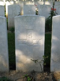 Houchin British Cemetery - Birch, Fred