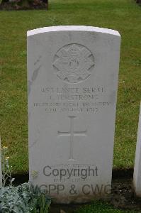 Lillers Communal Cemetery - Armstrong, James