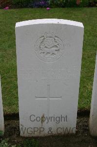 Lillers Communal Cemetery - Atkin, Gilbert Edward