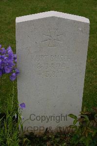 Lillers Communal Cemetery - Busch, Kurt