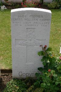 Lillers Communal Cemetery - Cannon, Fergus William
