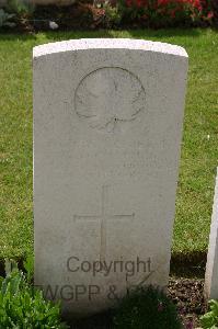 Lillers Communal Cemetery - Chapman, W J