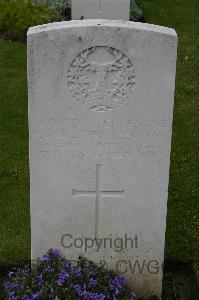 Lillers Communal Cemetery - Cleghorn, Allan James
