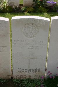 Lillers Communal Cemetery - Crawford, Edward Watson