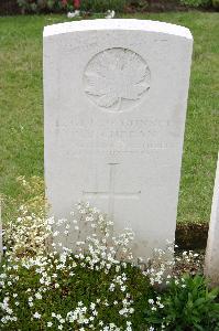 Lillers Communal Cemetery - Curran, W J