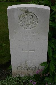 Lillers Communal Cemetery - Devon, R