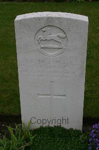 Lillers Communal Cemetery - Doyle, J