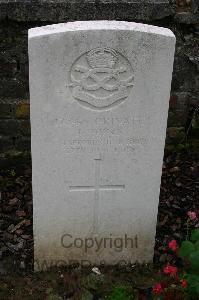 Lillers Communal Cemetery - Dunn, James