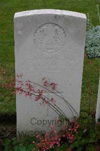 Lillers Communal Cemetery - Elliott, J