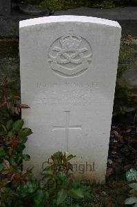 Lillers Communal Cemetery - Foster, Charles Edward