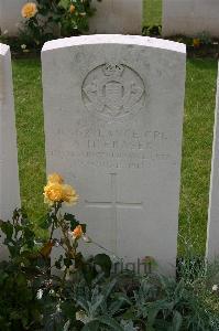 Lillers Communal Cemetery - Fraser, A H