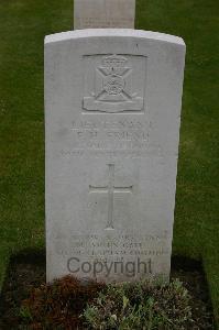 Lillers Communal Cemetery - Friend, Frank Haward