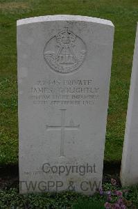 Lillers Communal Cemetery - Golightly, James
