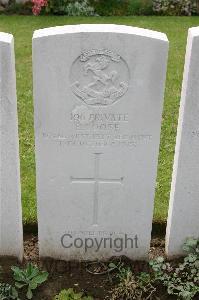 Lillers Communal Cemetery - Goose, E