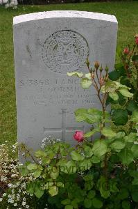 Lillers Communal Cemetery - Gormill, Joseph