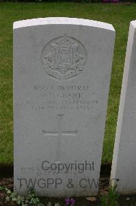Lillers Communal Cemetery - Grant, William Henry