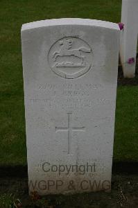 Lillers Communal Cemetery - Gregg, John