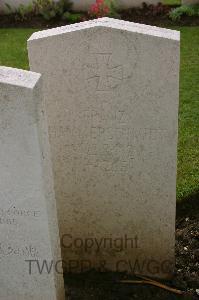 Lillers Communal Cemetery - Hammerschmidt, Franz