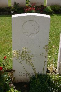 Lillers Communal Cemetery - Hazelwood, Herbert