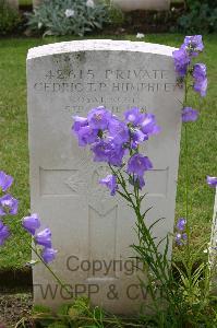 Lillers Communal Cemetery - Humphrey, Cedric Trevor Perrott