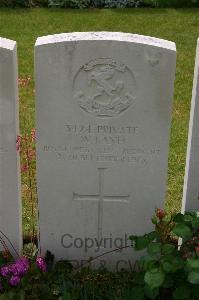 Lillers Communal Cemetery - Kane, W