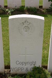 Lillers Communal Cemetery - Kelsey, George