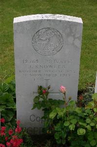 Lillers Communal Cemetery - Knowles, J