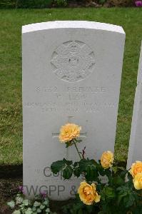 Lillers Communal Cemetery - Law, George