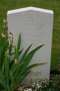 Lillers Communal Cemetery - Mager, Wilhelm