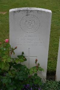 Lillers Communal Cemetery - McMurray, H