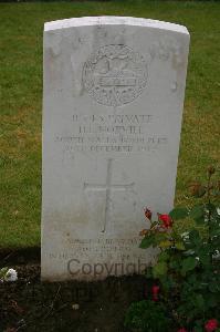Lillers Communal Cemetery - Norvill, H E
