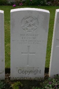 Lillers Communal Cemetery - Payne, Thomas Richard