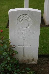 Lillers Communal Cemetery - Perryman, A O