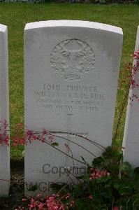 Lillers Communal Cemetery - Petrie, William Thornton Arnot