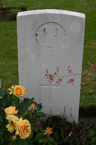 Lillers Communal Cemetery - Ralph, Alexander MacLennan