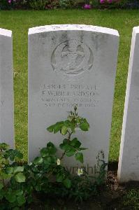 Lillers Communal Cemetery - Richardson, Frederick William